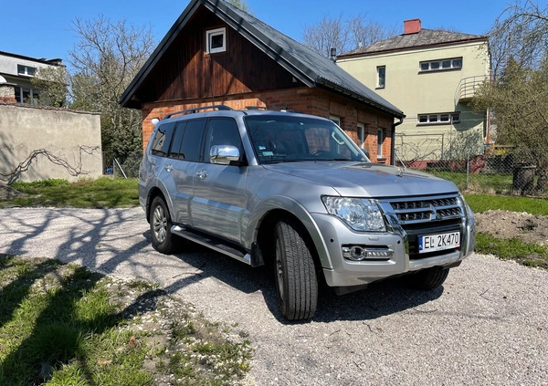 Mitsubishi Pajero cena 132000 przebieg: 107000, rok produkcji 2018 z Kraków małe 277